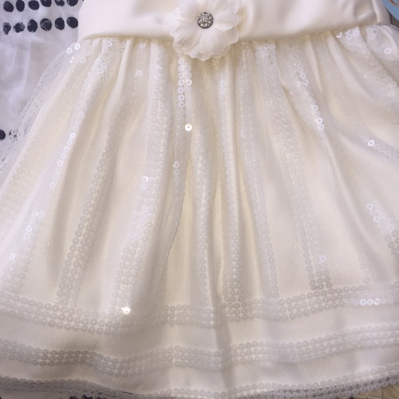 NWT dress 12M Perfect for formal occasions - Picture 3 of 7